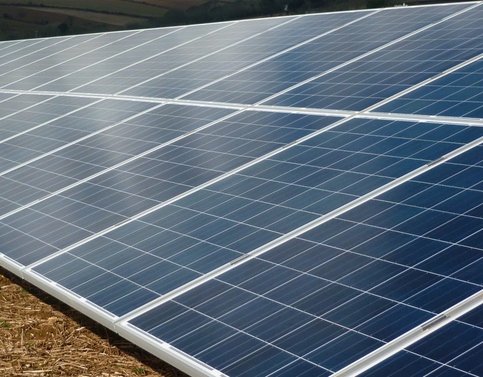 Energia solar economia garantida